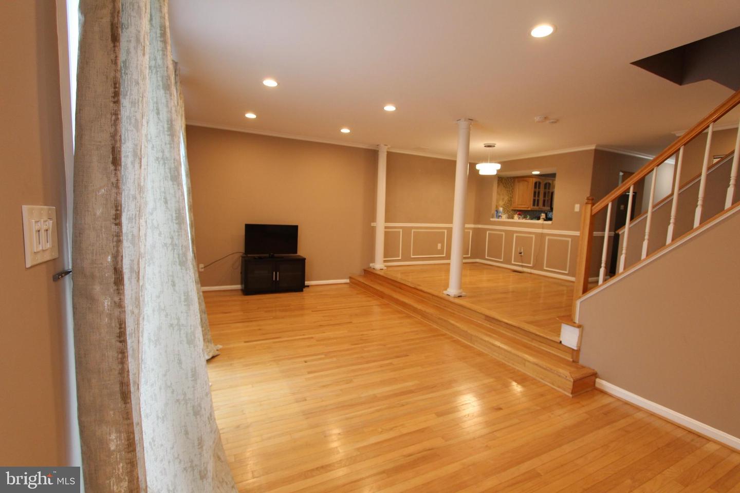 5145 Columbia Rd #831 Property Photo 19
