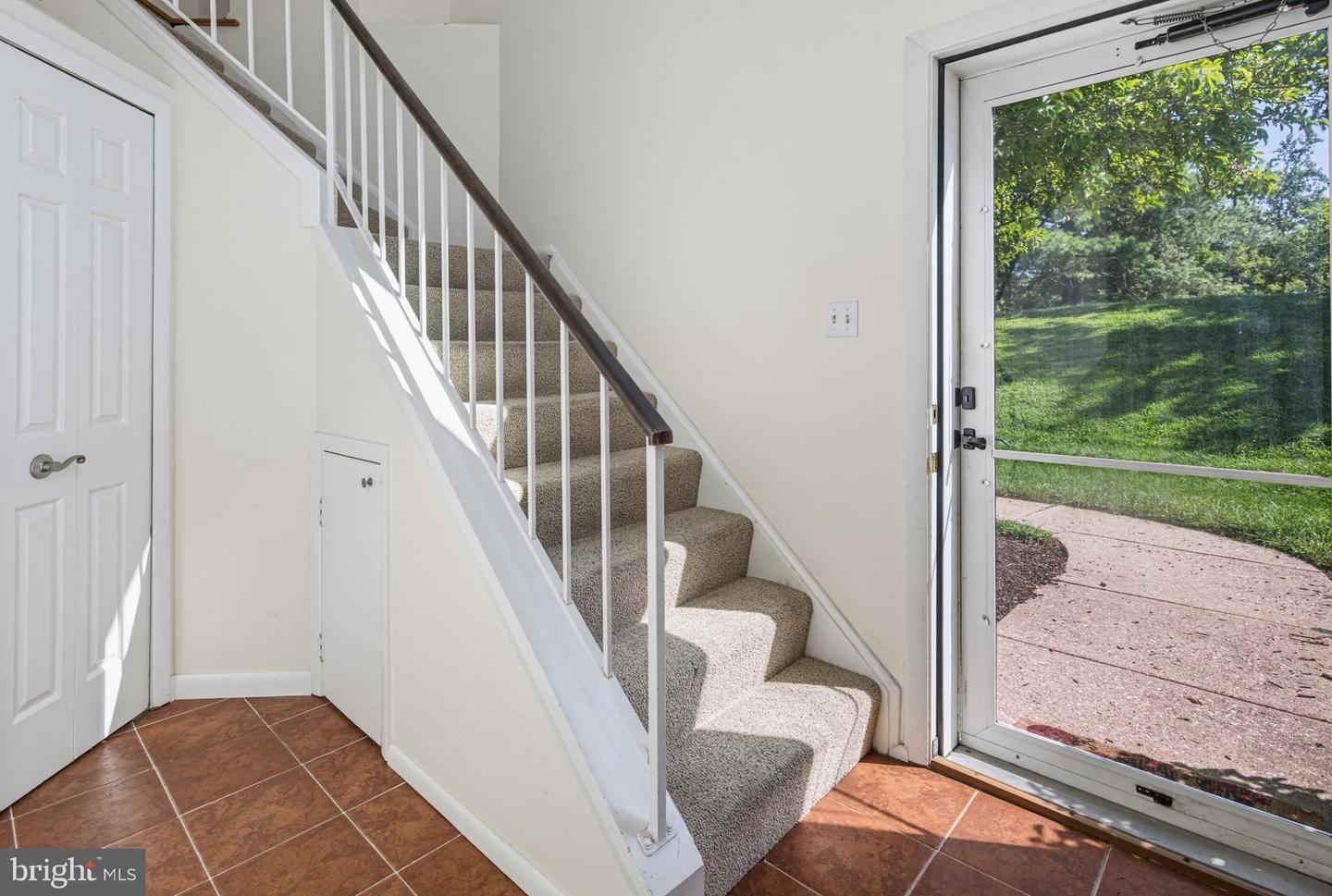 7724 Mayfair Cir Property Photo 5