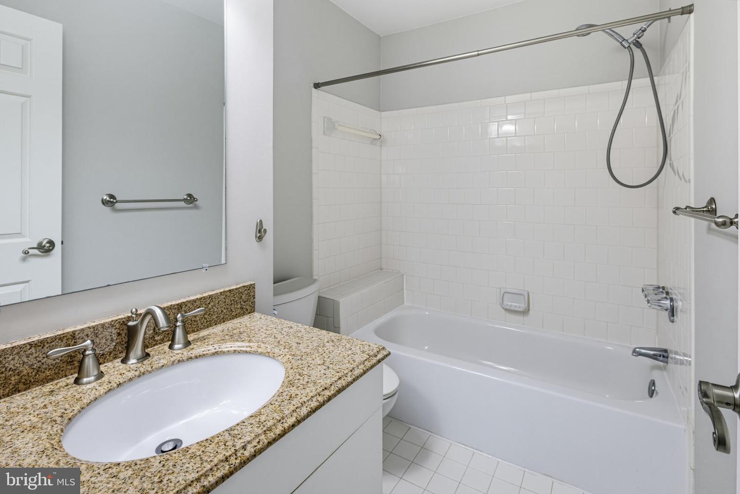 7724 Mayfair Cir Property Photo 23