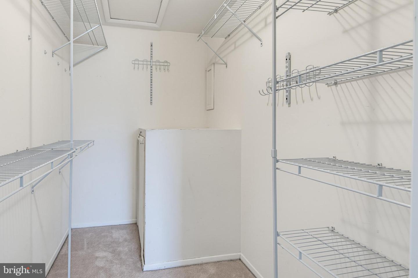 7724 Mayfair Cir Property Photo 26