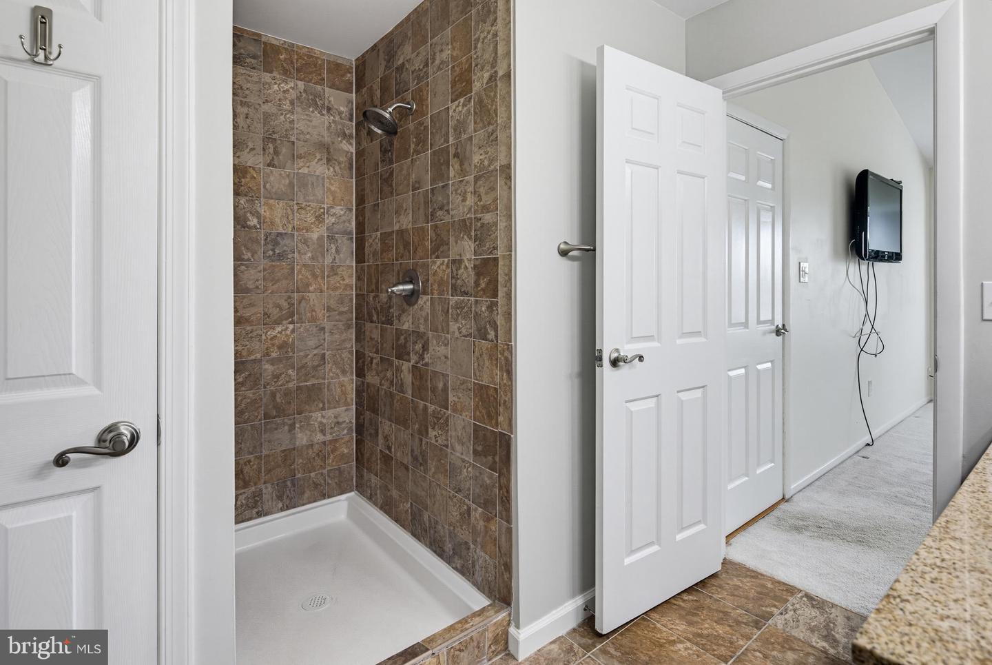 7724 Mayfair Cir Property Photo 28