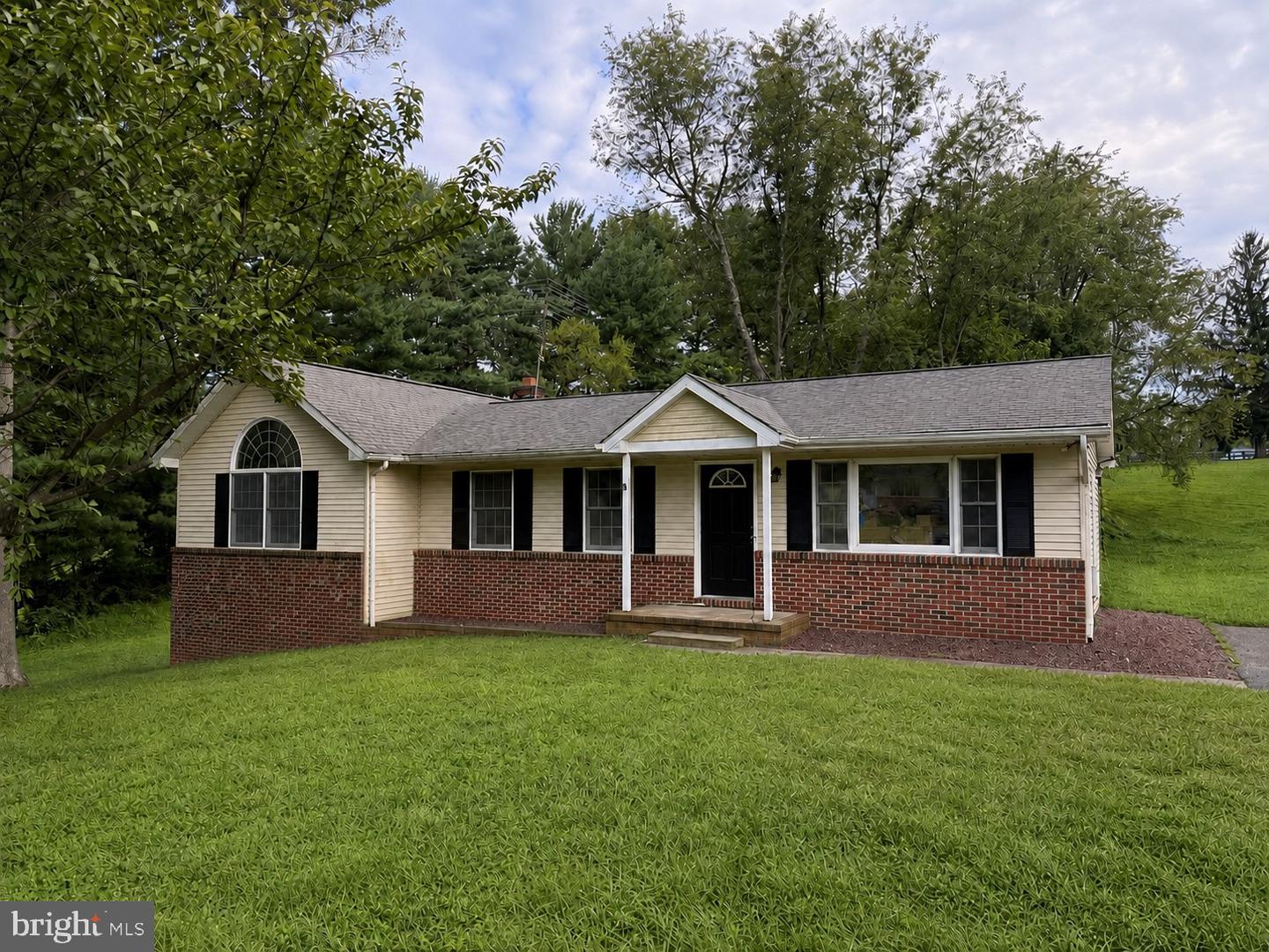 16957 Moss Meadow Way Property Photo 1