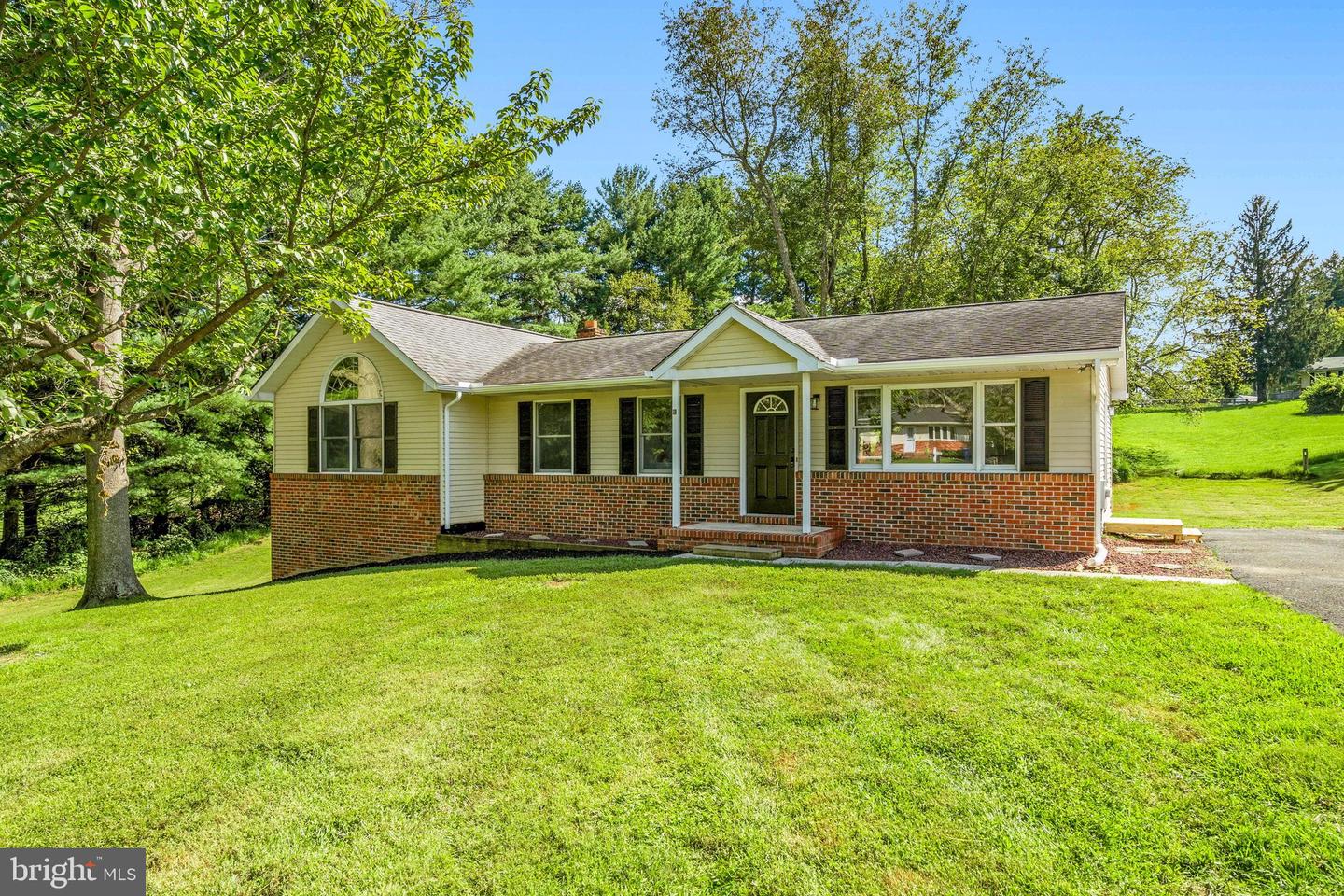 16957 Moss Meadow Way Property Photo 1
