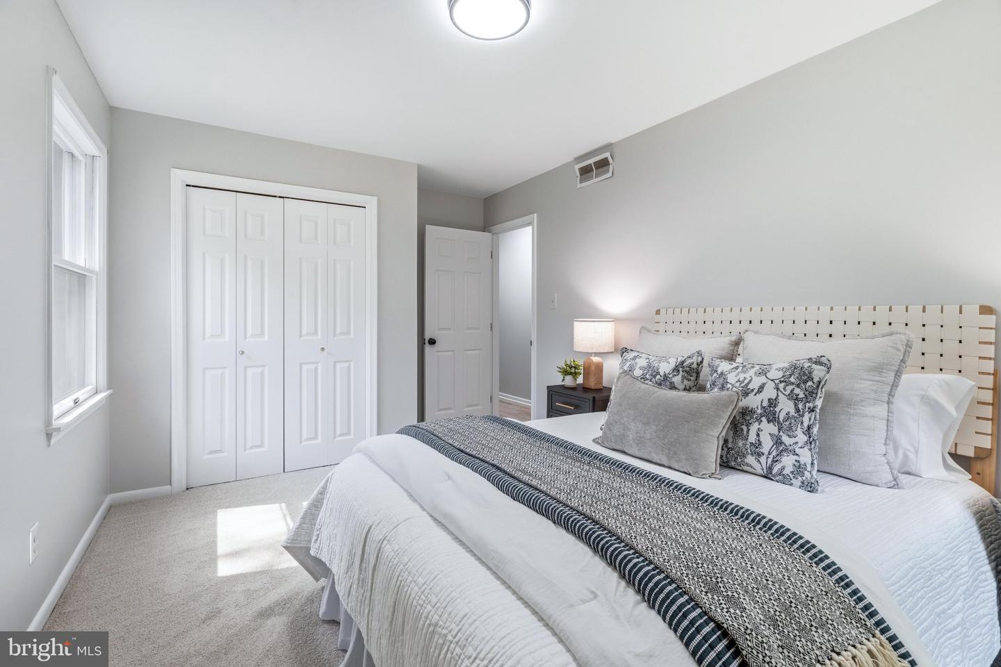 16957 Moss Meadow Way Property Photo 10