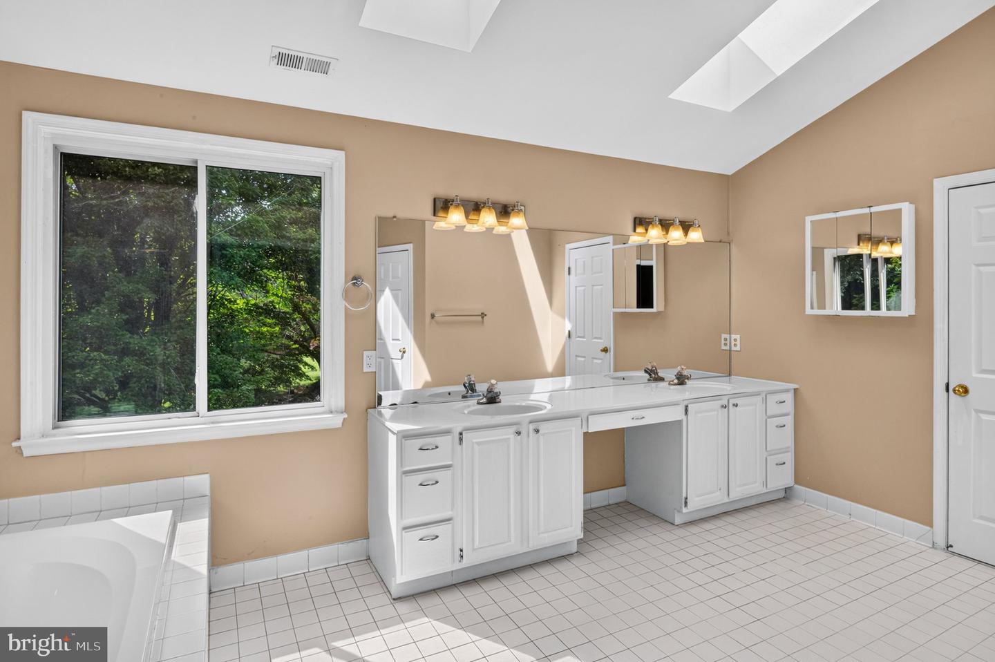 4512 Rutherford Way Property Photo 30