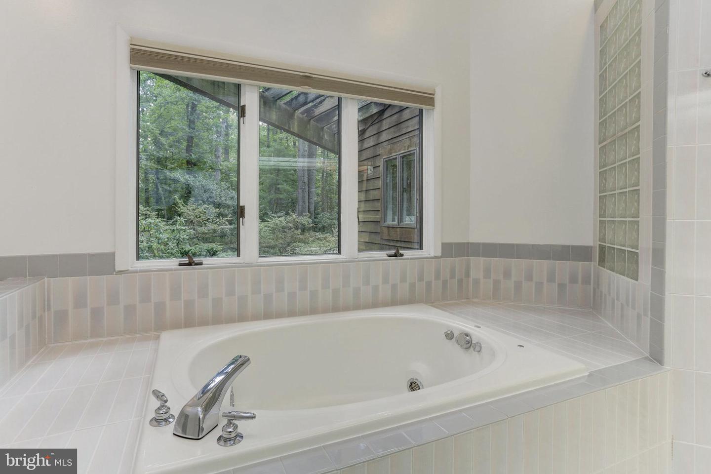 10373 Currycomb Ct Property Photo 19