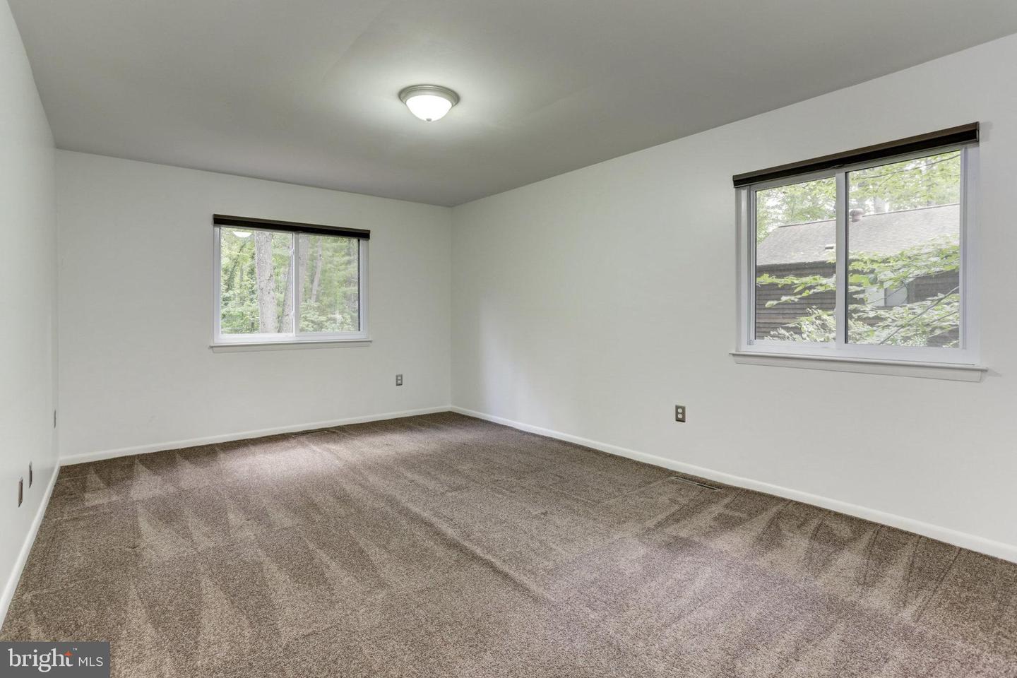 10373 Currycomb Ct Property Photo 20