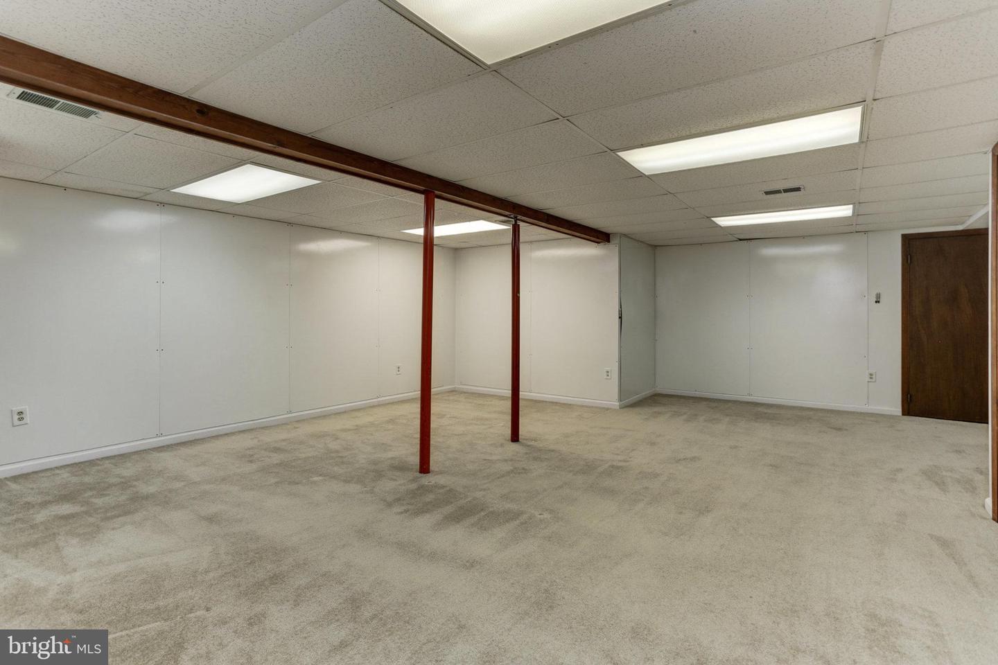 10373 Currycomb Ct Property Photo 31