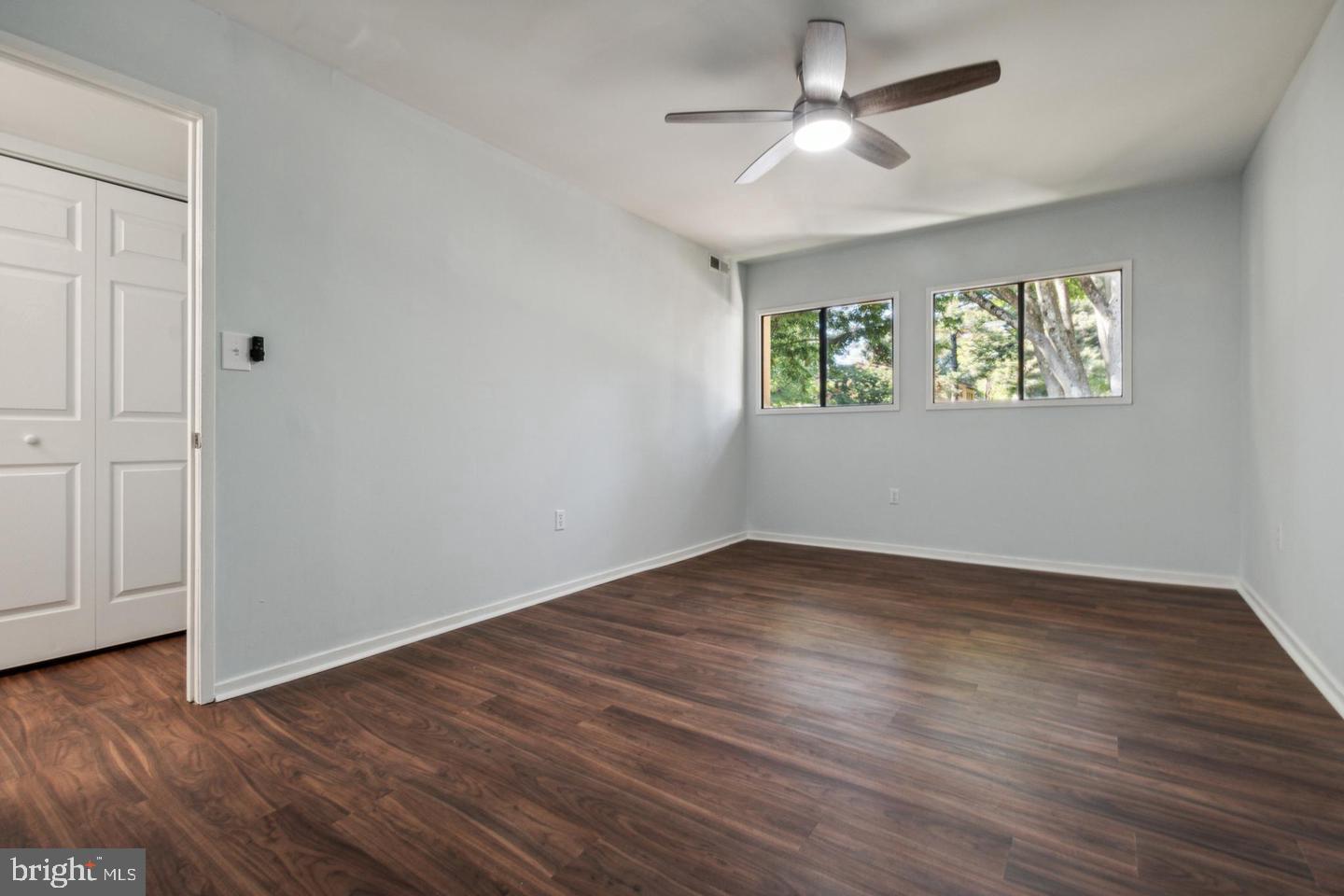 5667 Harpers Farm Rd #e Property Photo 14