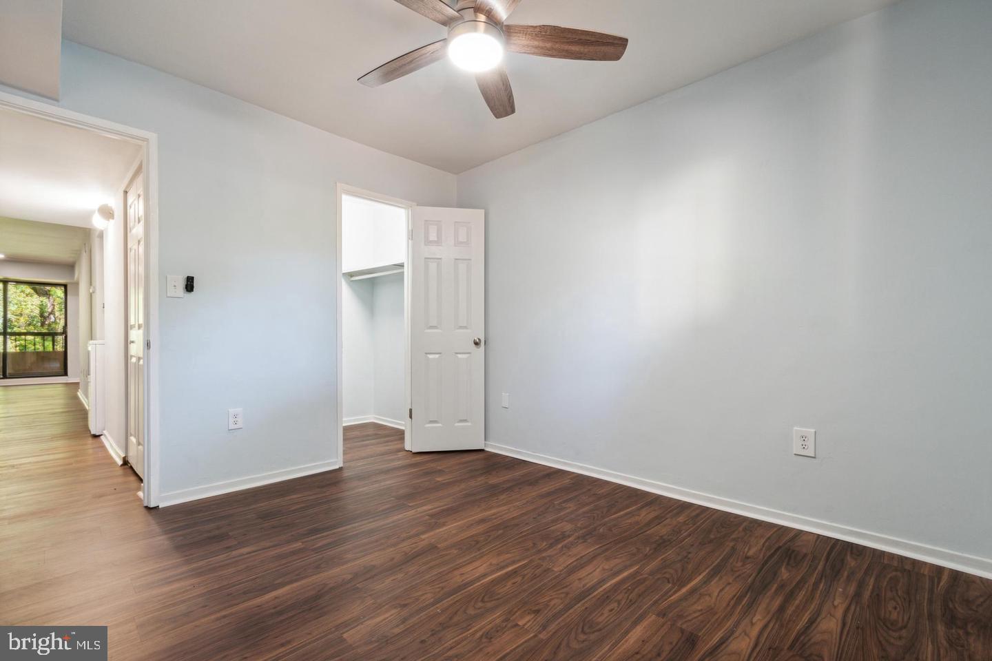 5667 Harpers Farm Rd #e Property Photo 22