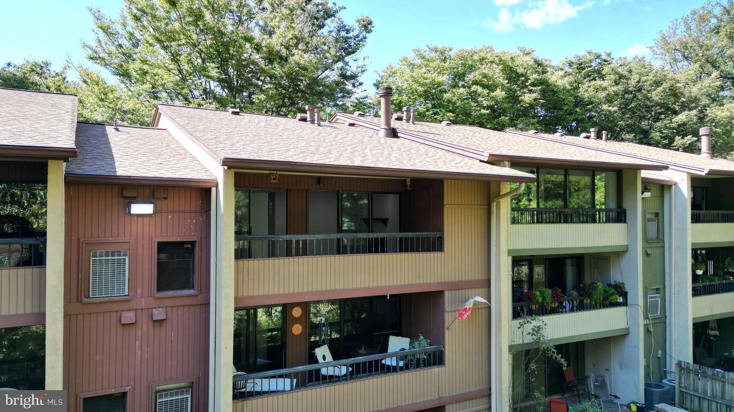 5667 Harpers Farm Rd #e Property Photo 29