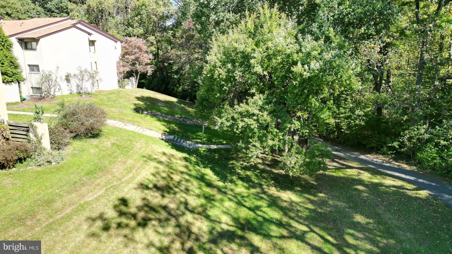 5667 Harpers Farm Rd #e Property Photo 36