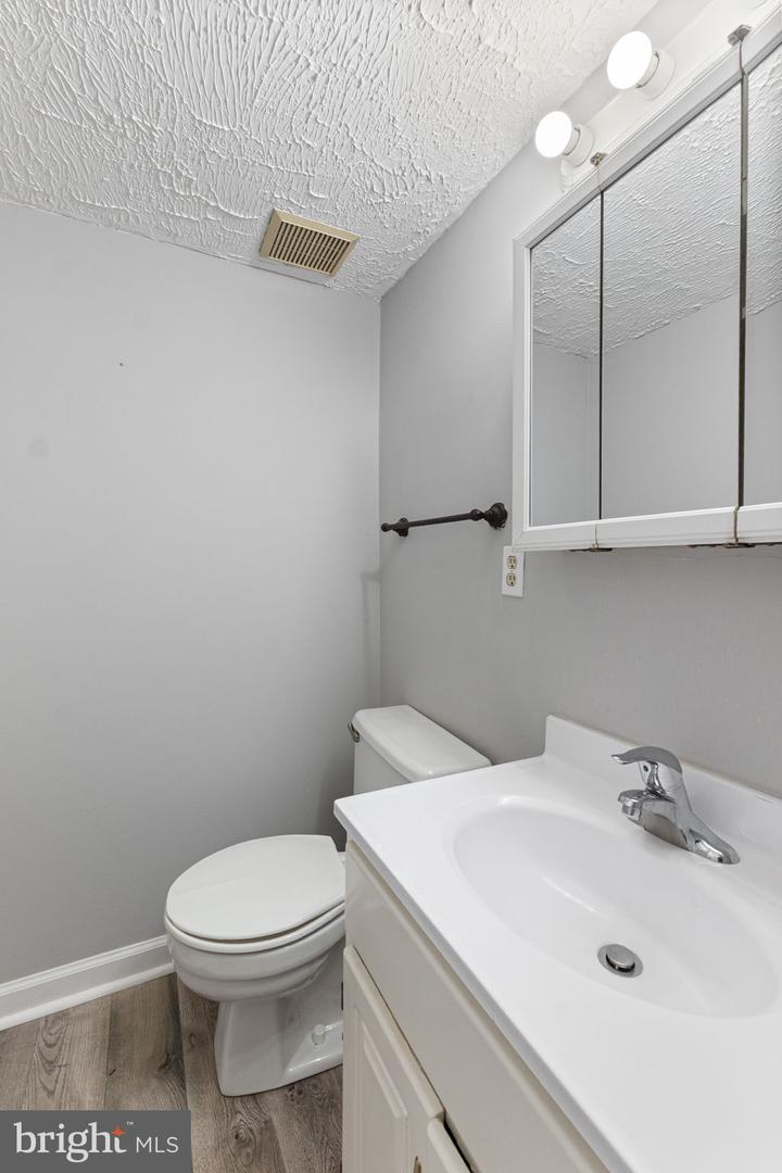 9203 Redbridge Ct Property Photo 14