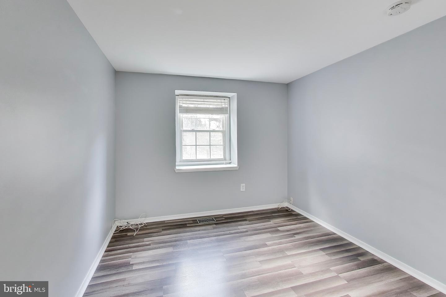 5769 Yellowrose Ct Property Photo 14