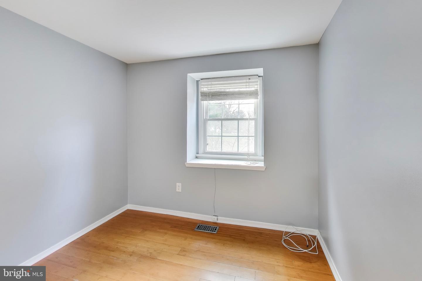 5769 Yellowrose Ct Property Photo 16