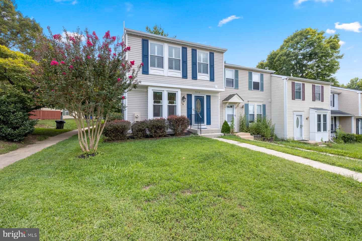 7510 SUMMER BLOSSOM LN SW Property Photo 1