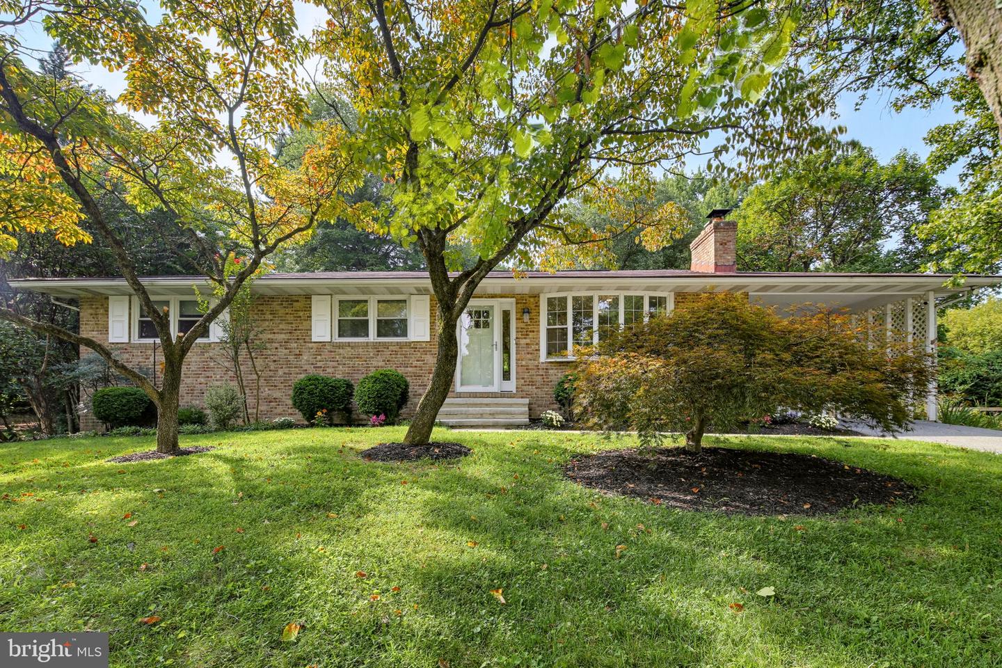 10209 Donleigh Dr Property Photo 1