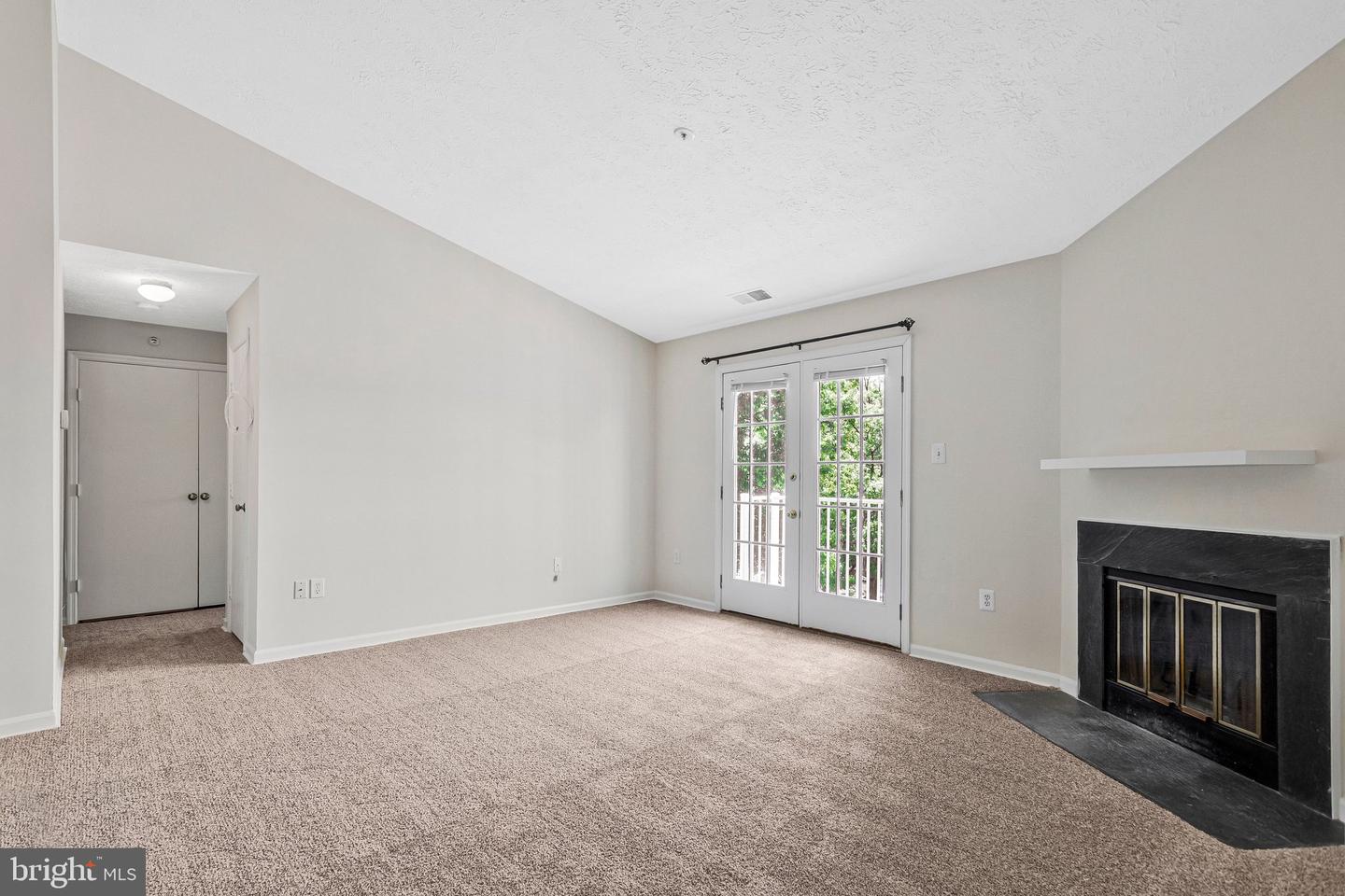 6450 Green Field Rd #3-307 Property Photo 5