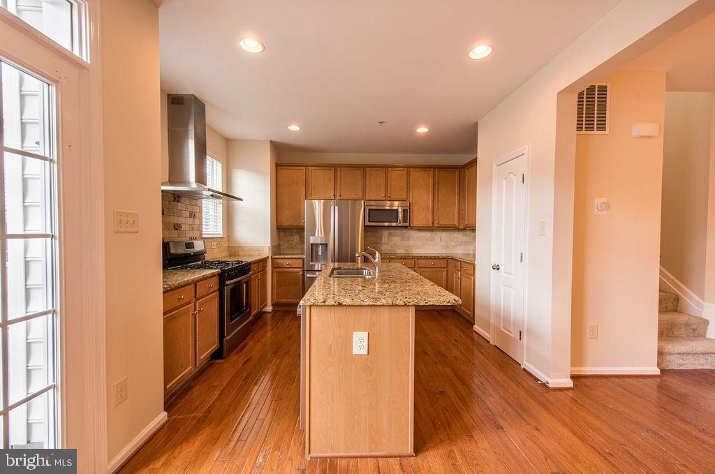 9829 Solar Crse Property Photo 9