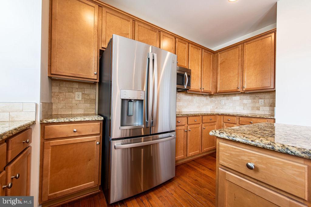 9829 Solar Crse Property Photo 12
