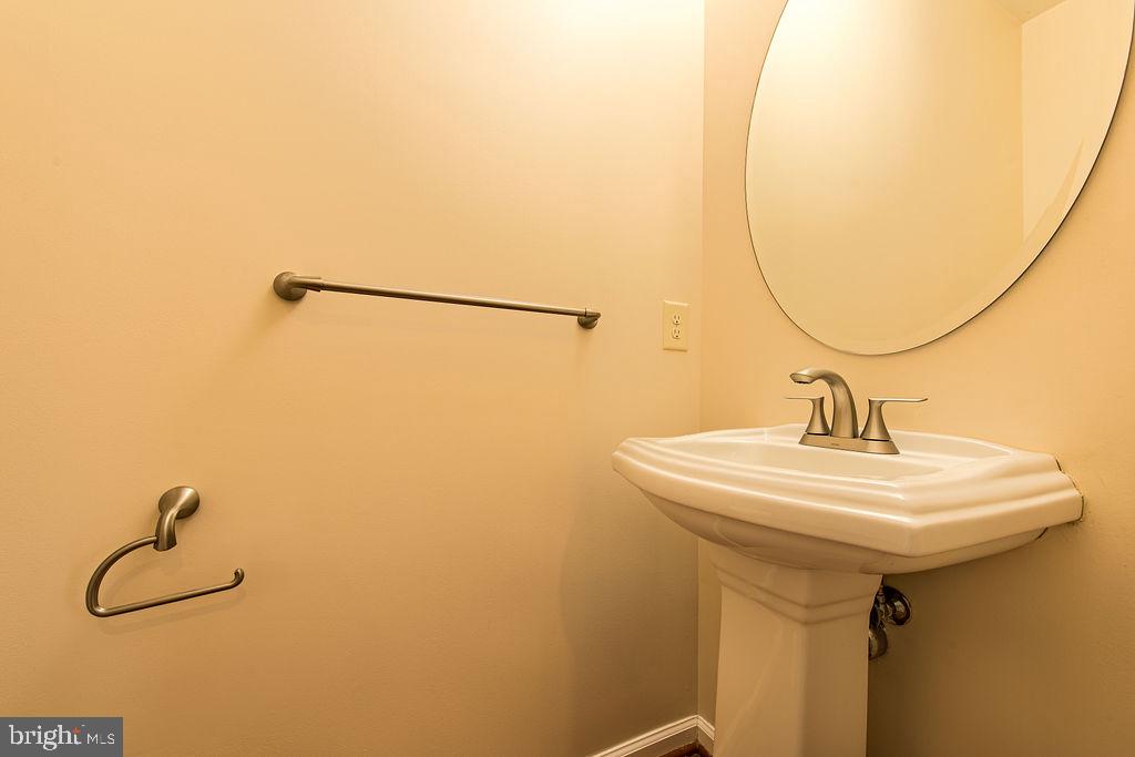 9829 Solar Crse Property Photo 16
