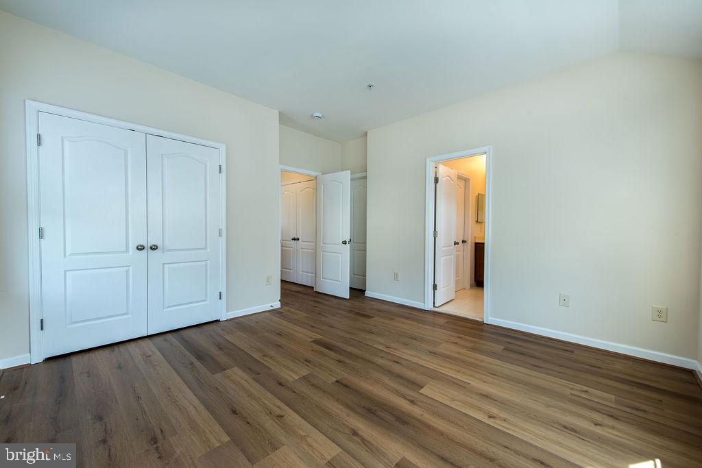 9829 Solar Crse Property Photo 19