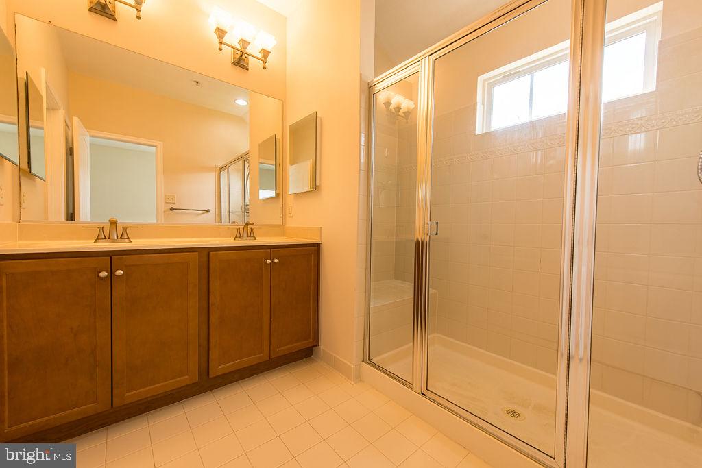 9829 Solar Crse Property Photo 20