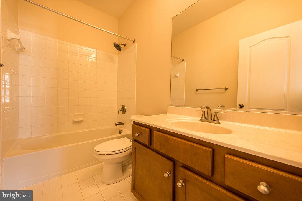 9829 Solar Crse Property Photo 26