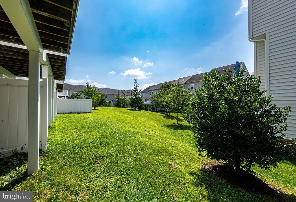 9829 Solar Crse Property Photo 36