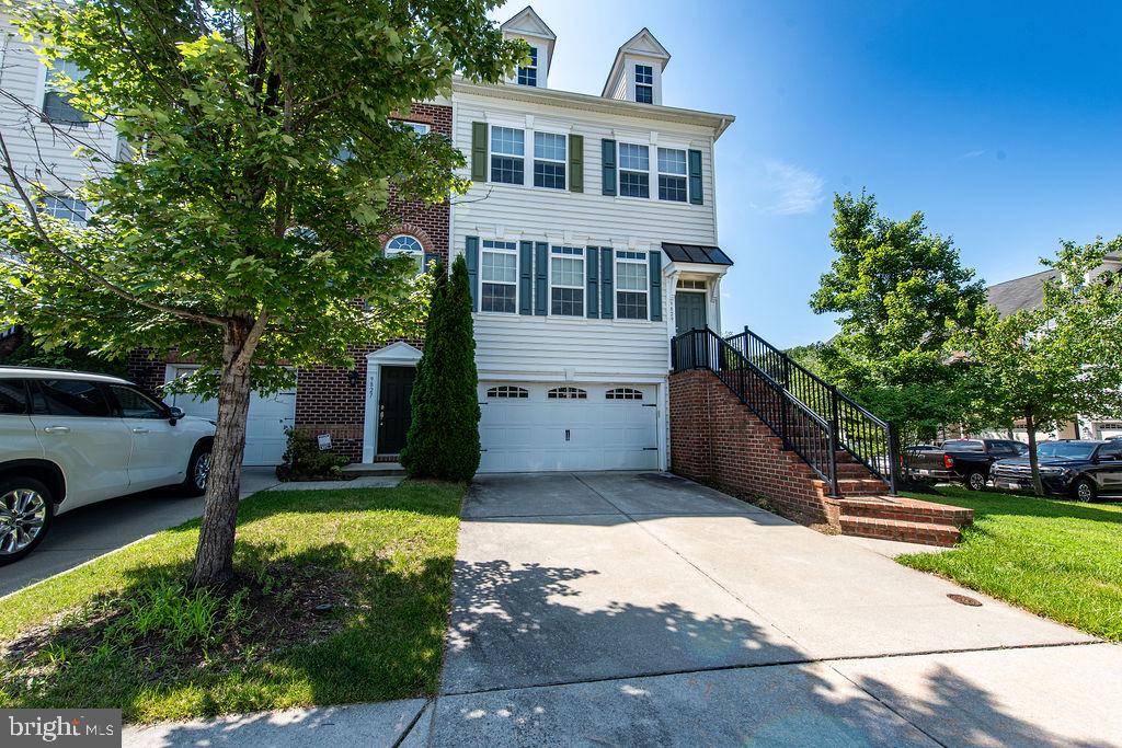9829 Solar Crse Property Photo 38