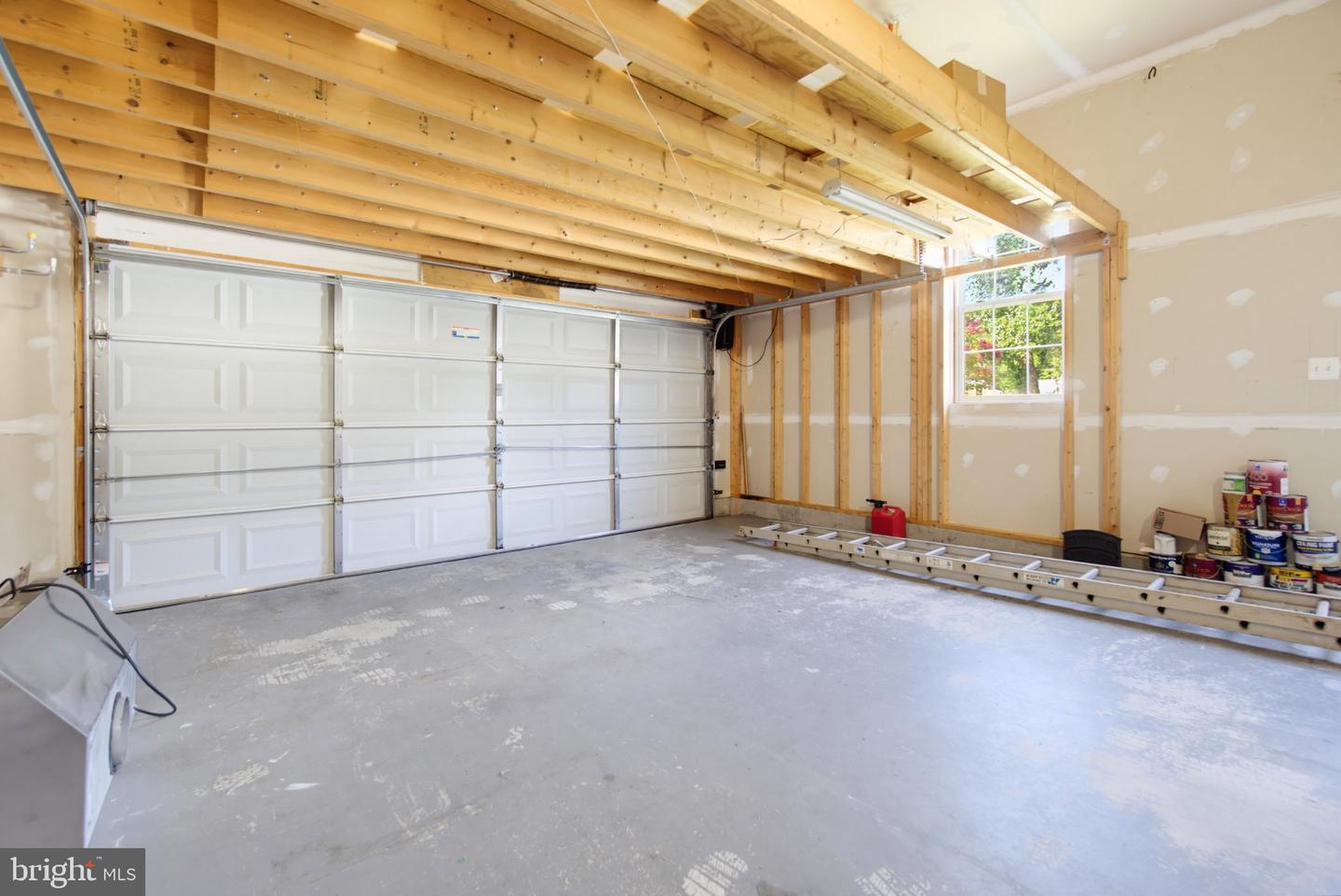 8625 Tower Dr Property Photo 61