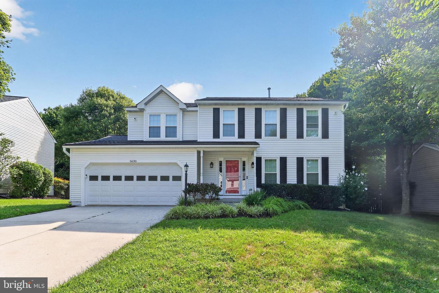 5630 ROUNDTREE LN