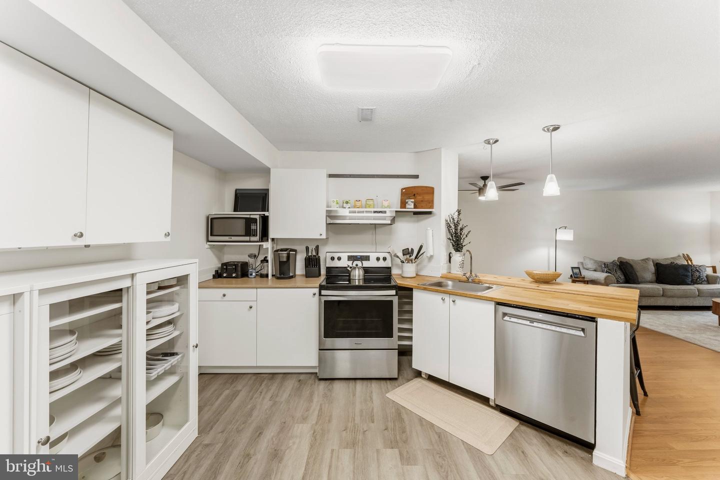 4920 Dorsey Hall Dr #6 Property Photo 7