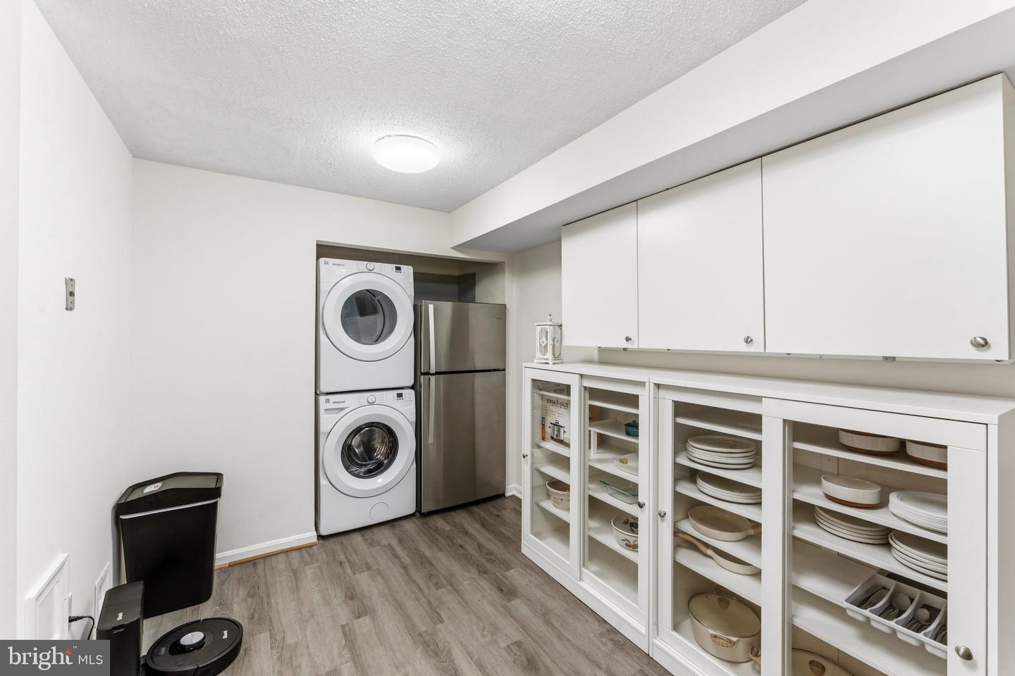 4920 Dorsey Hall Dr #6 Property Photo 8