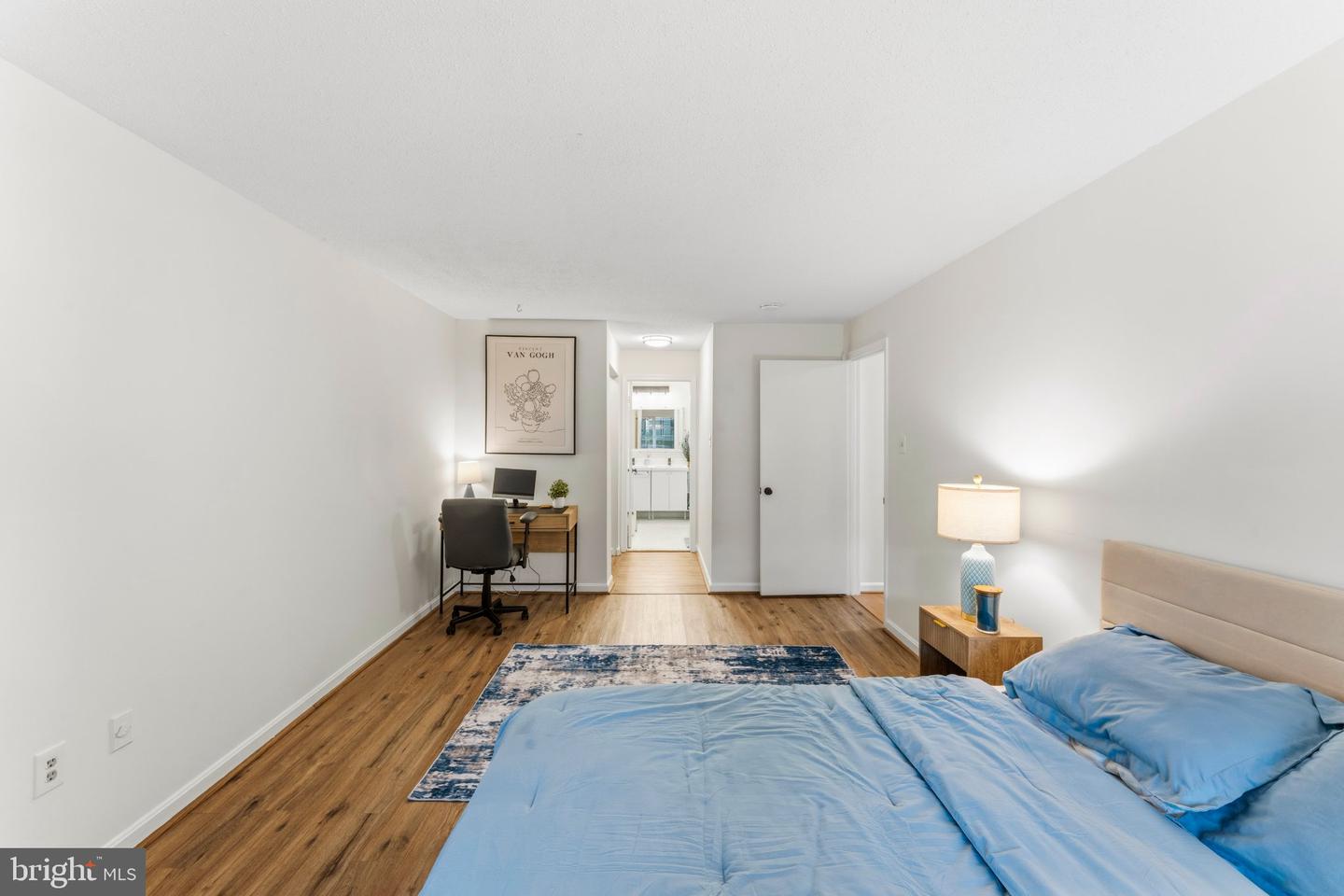 4920 Dorsey Hall Dr #6 Property Photo 13