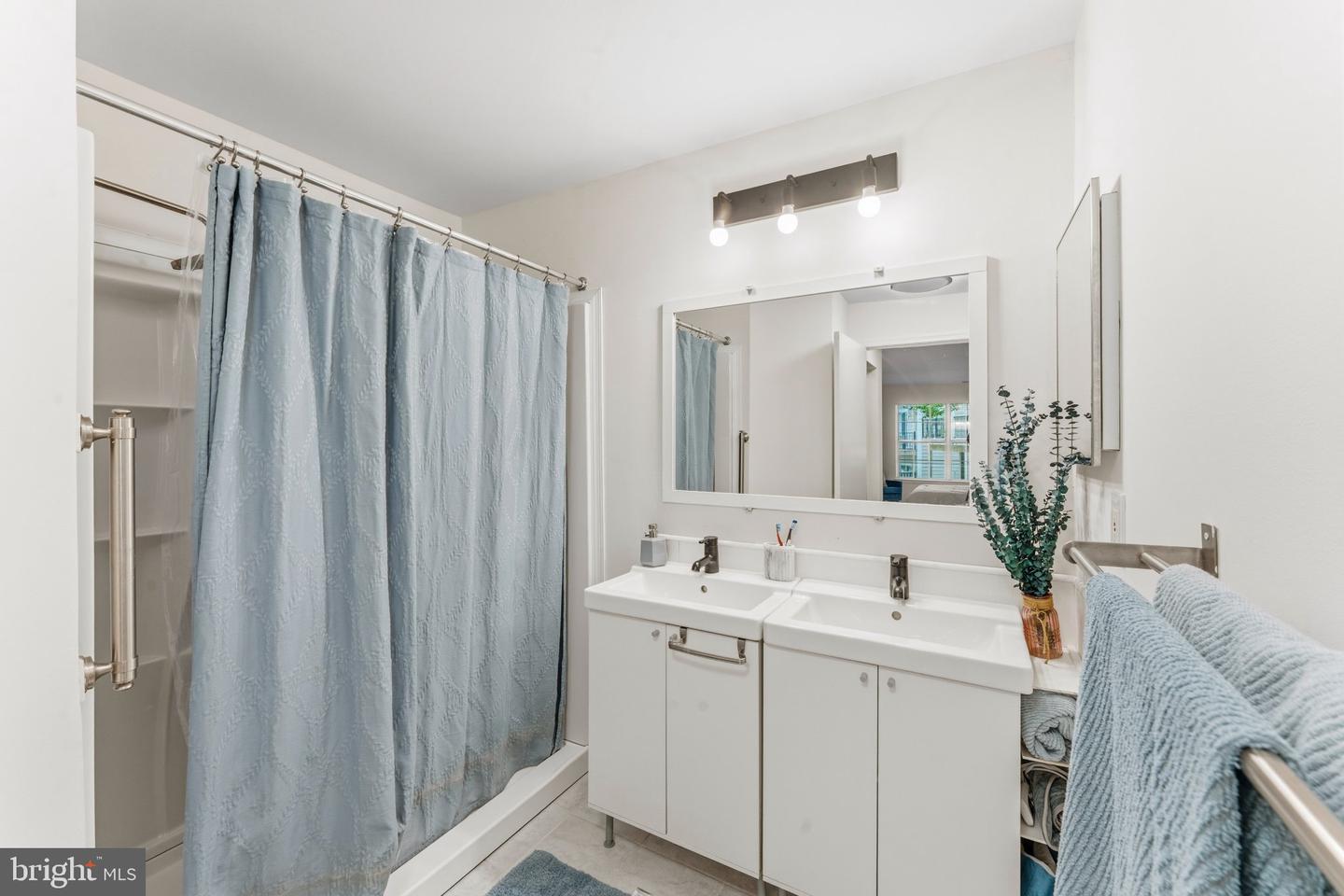 4920 Dorsey Hall Dr #6 Property Photo 15