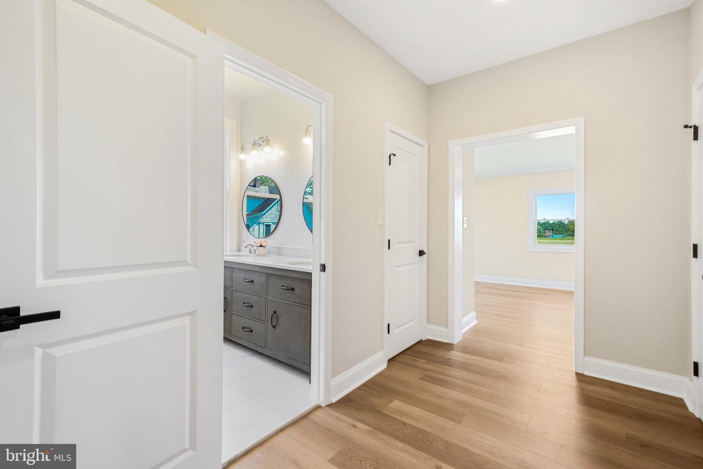 692 Ridge Property Photo 18
