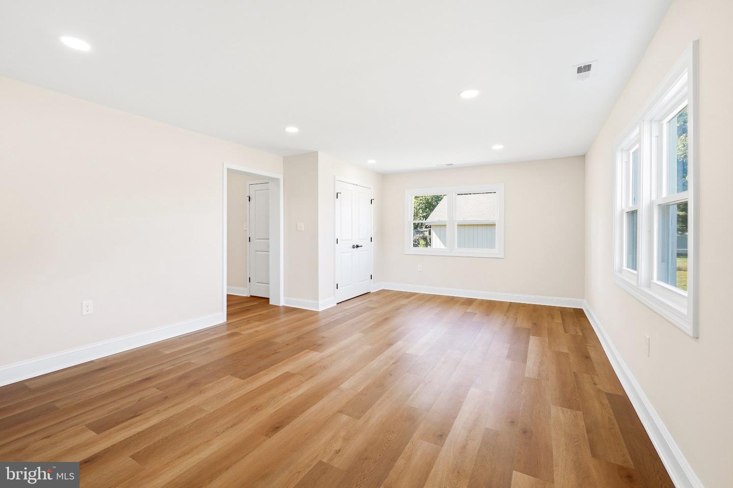 692 Ridge Property Photo 22