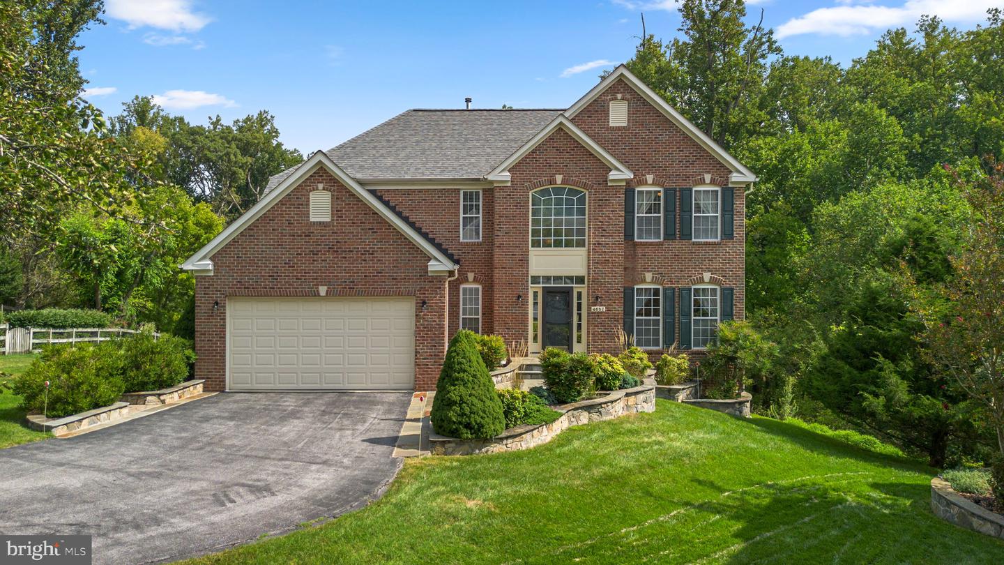4657 Tall Maple Ct E Property Photo 1