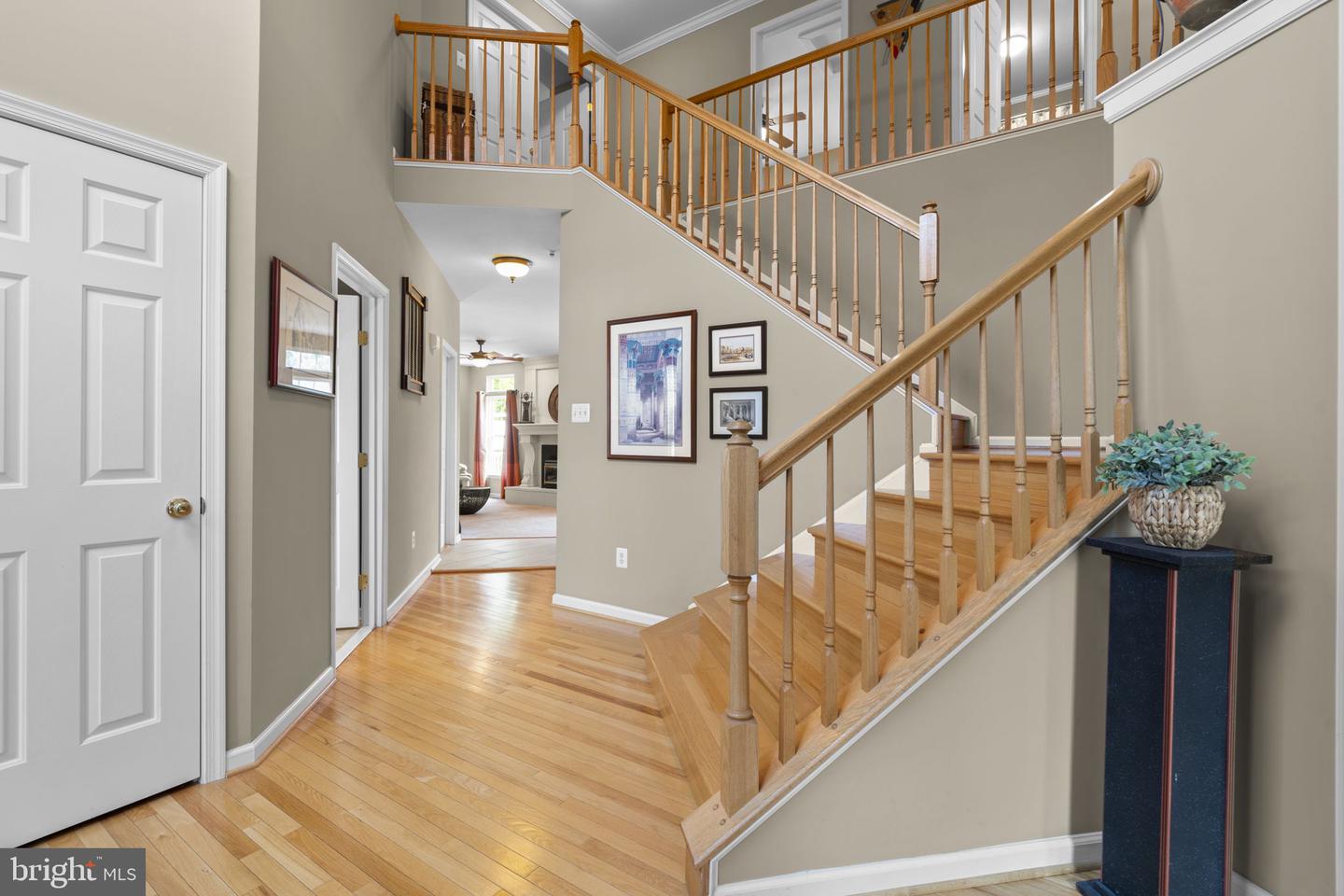 4657 Tall Maple Ct E Property Photo 5