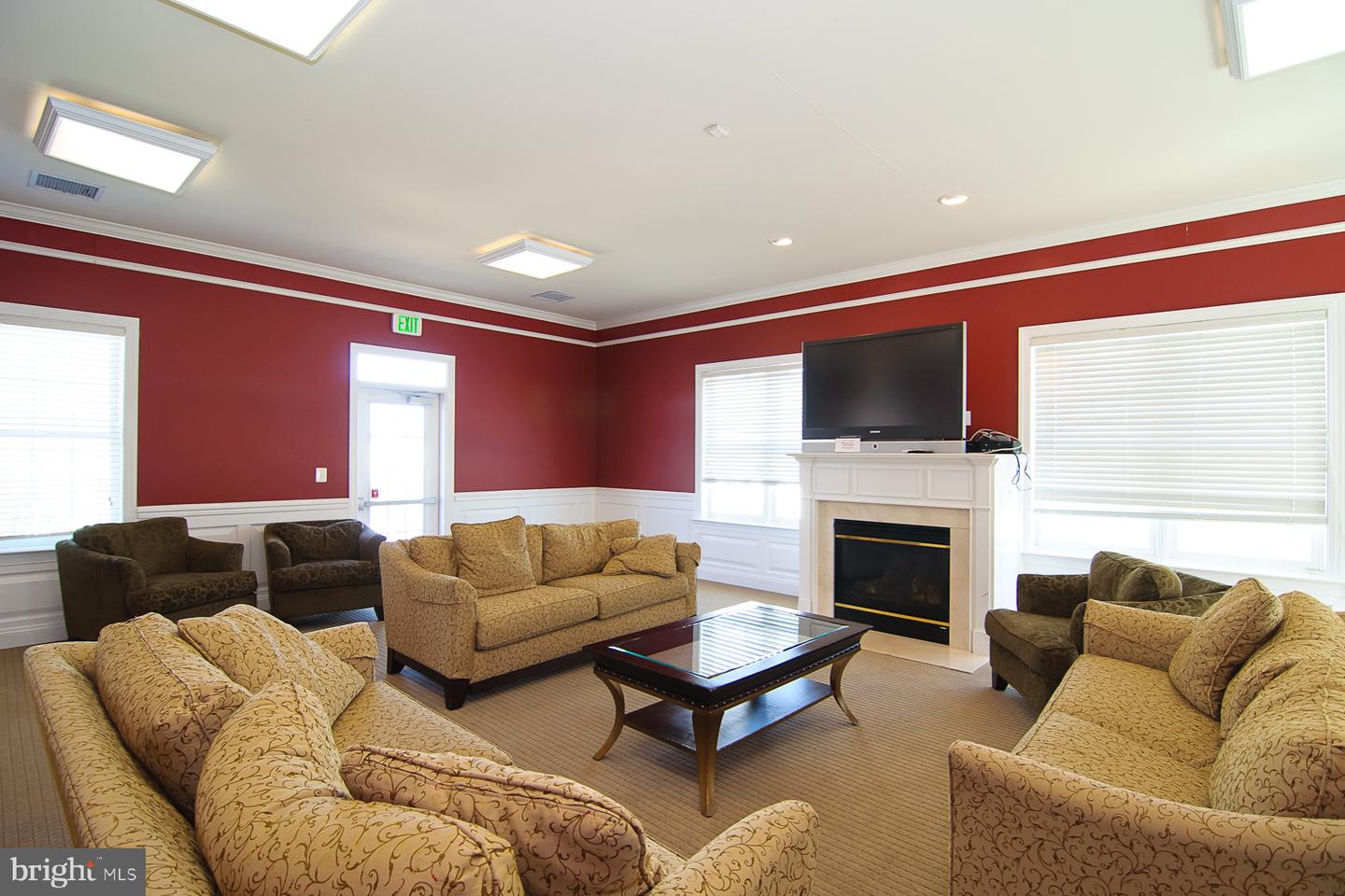 4657 Tall Maple Ct E Property Photo 67