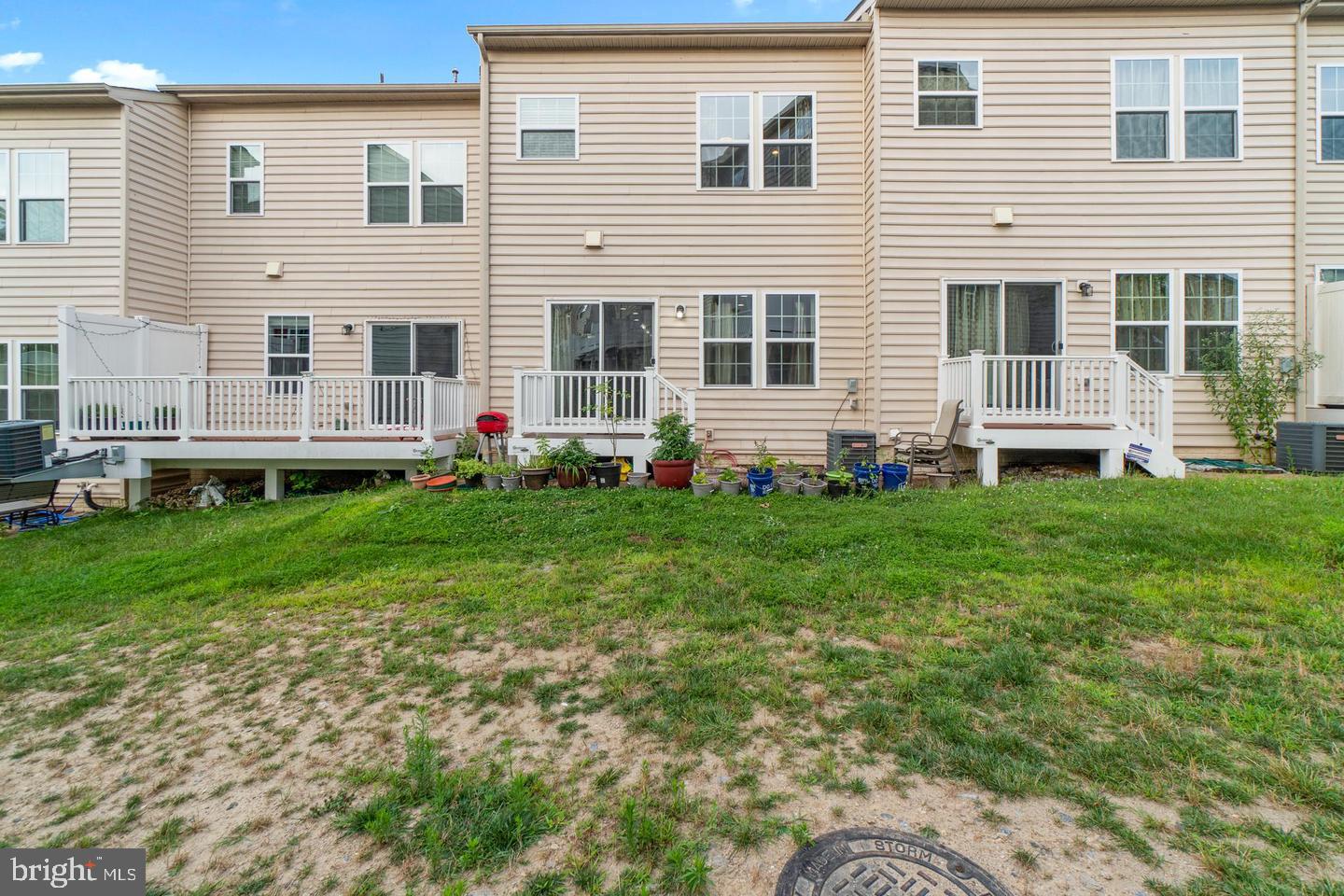 8056 Locust Mill St Property Photo 19
