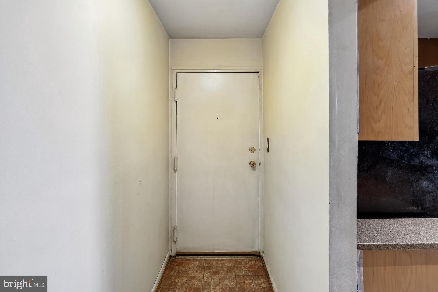 6005 Majors Ln #1 O25 Property Photo 5