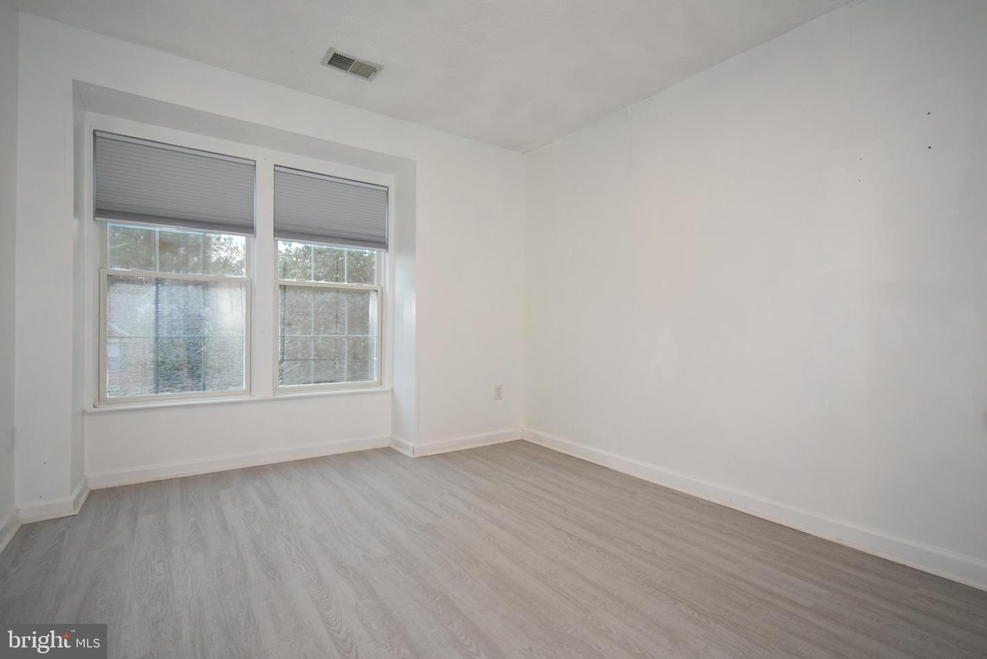 6617 Cambria Ter Property Photo 23