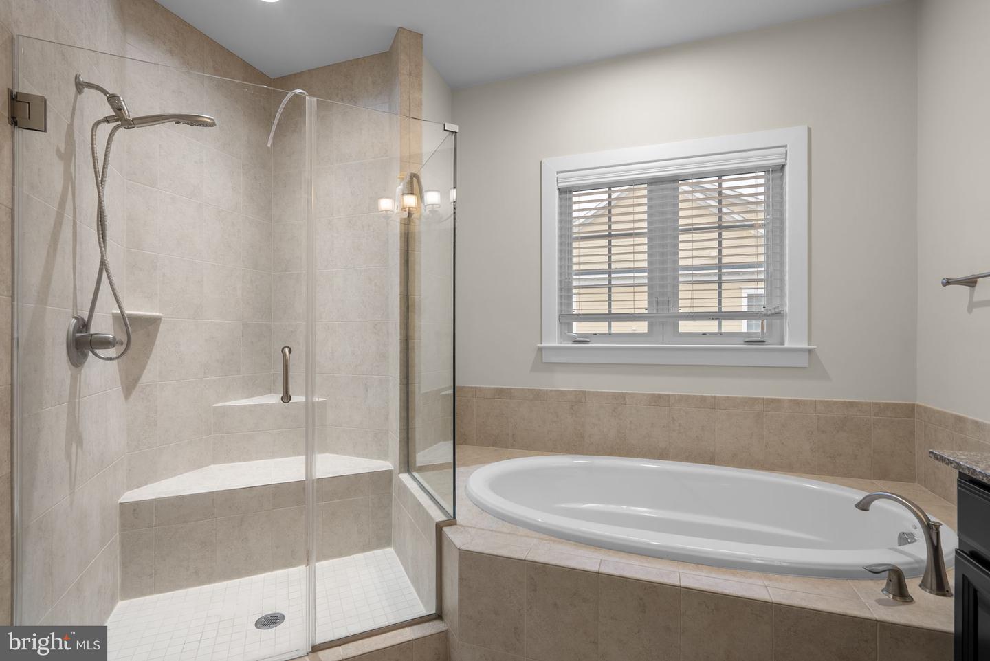 11305 Market St Property Photo 22