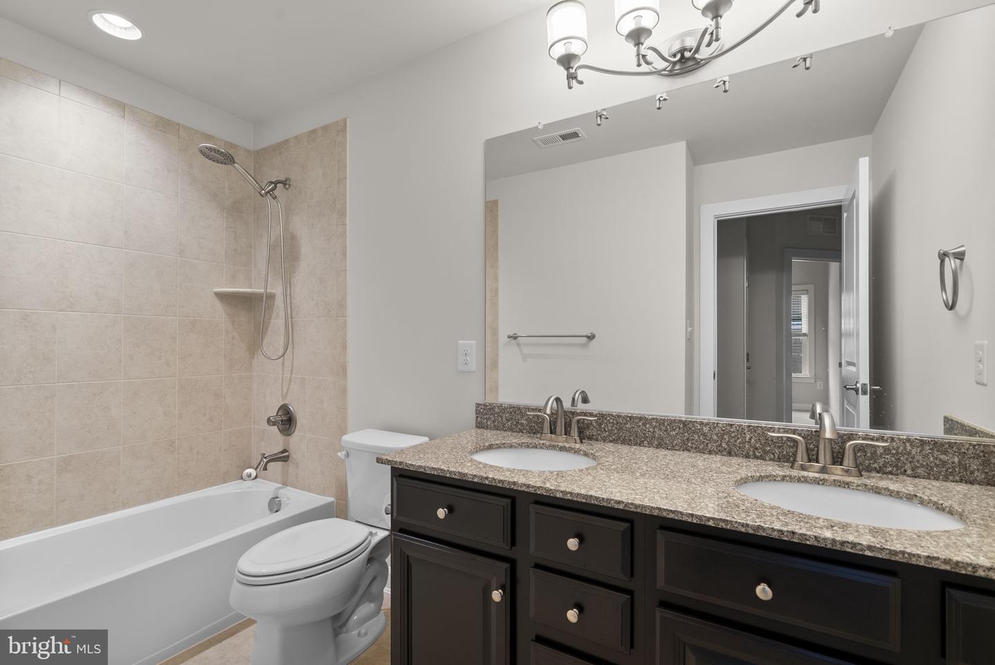 11305 Market St Property Photo 26