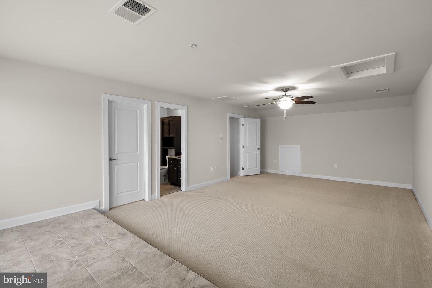 11305 Market St Property Photo 33