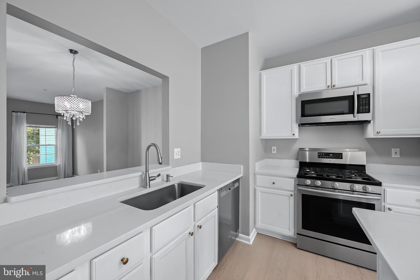 6314 Gray Sea Way Property Photo 4