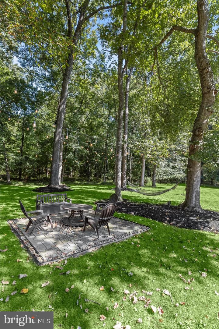 3137 Old Oak Dr Property Photo 8
