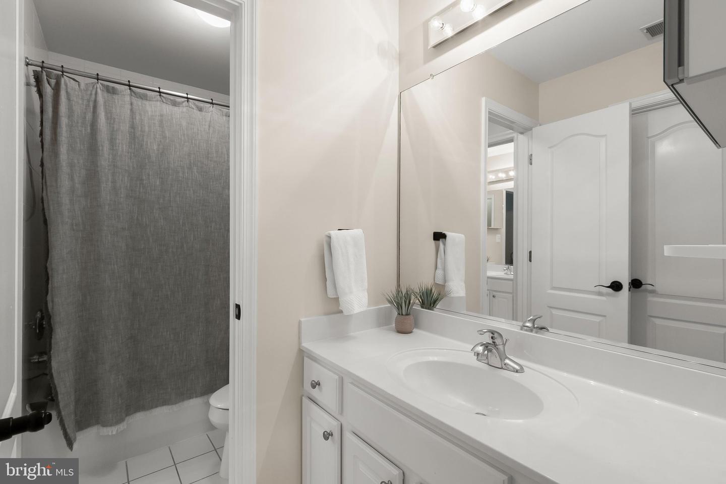 3137 Old Oak Dr Property Photo 58